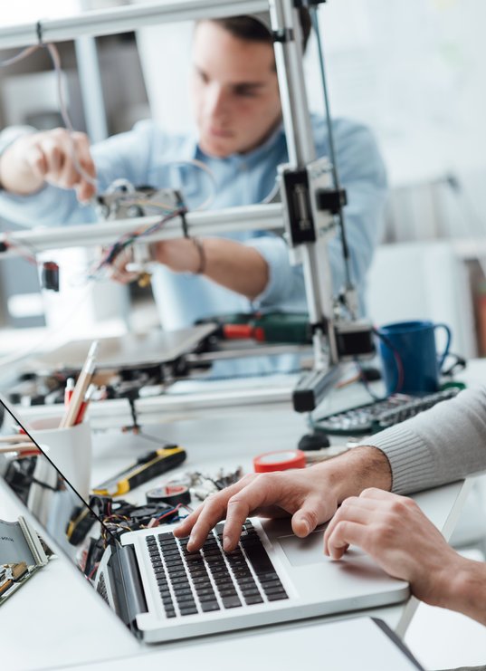 engineering-students-working-in-the-lab-2025-01-08-10-35-38-utc